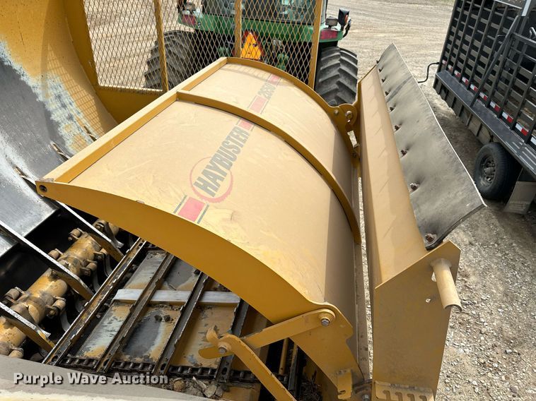 image for item LN9319 HayBuster 2650  bale processor