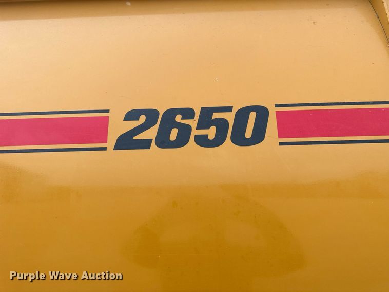 image for item LN9319 HayBuster 2650  bale processor