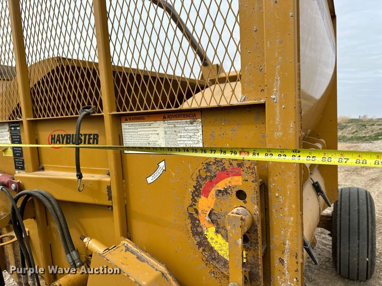 image for item LN9319 HayBuster 2650  bale processor