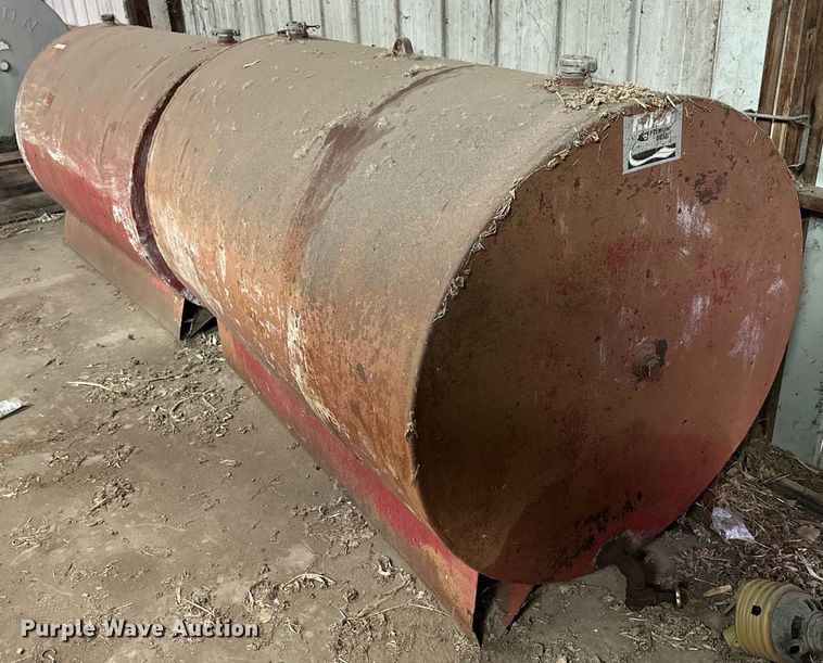 image for item LN9321 (2) Ruby diesel fuel tanks