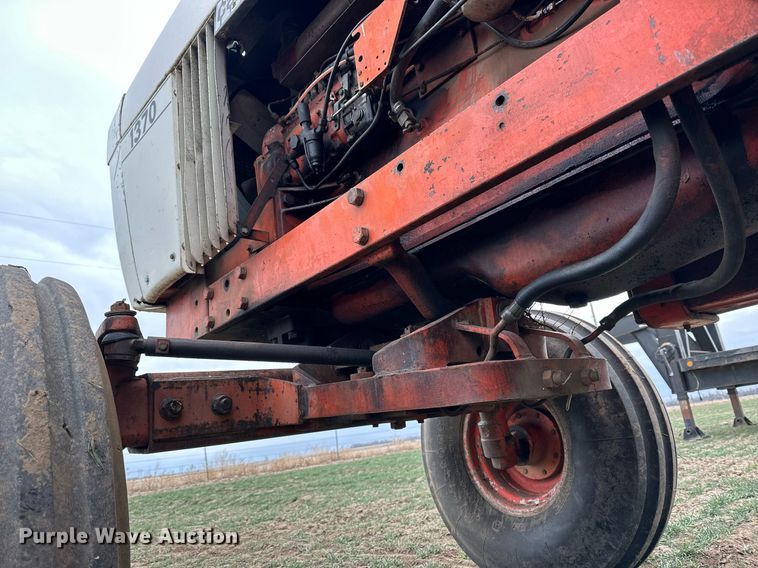 image for item LN9333 1974 Case 1370  tractor