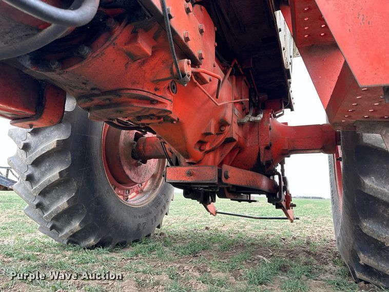 image for item LN9333 1974 Case 1370  tractor