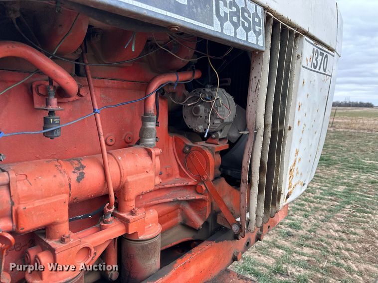 image for item LN9333 1974 Case 1370  tractor