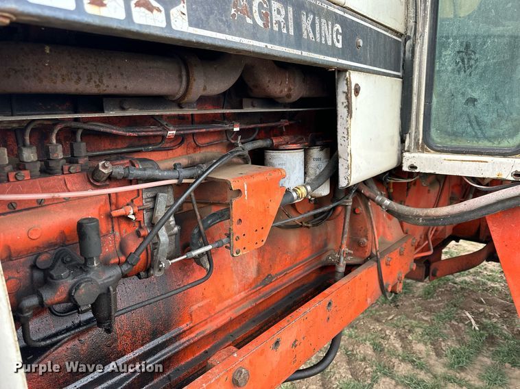 image for item LN9333 1974 Case 1370  tractor