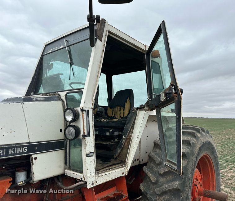 image for item LN9333 1974 Case 1370  tractor