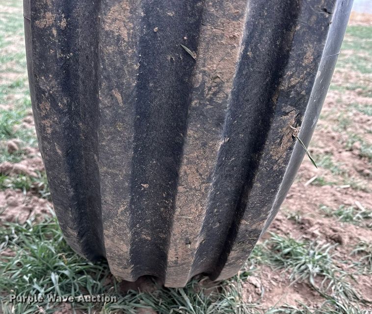 image for item LN9333 1974 Case 1370  tractor