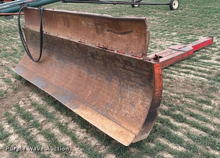 image for item LN9335 Leon 1020  dozer blade