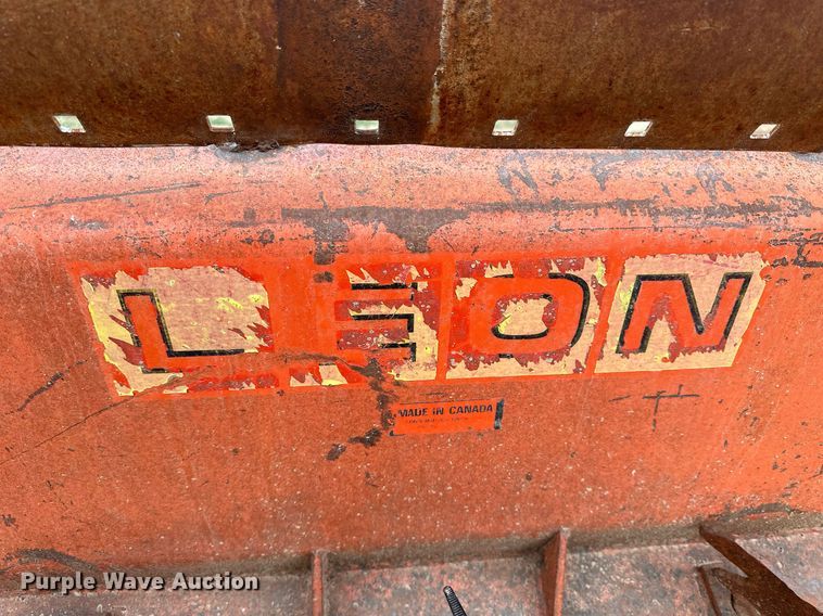 image for item LN9335 Leon 1020  dozer blade