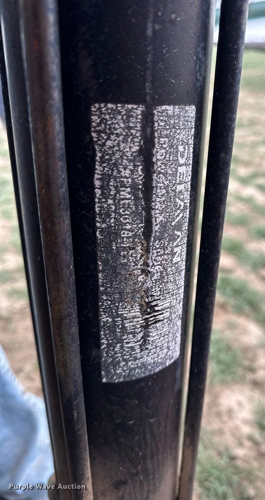 image for item LN9335 Leon 1020  dozer blade