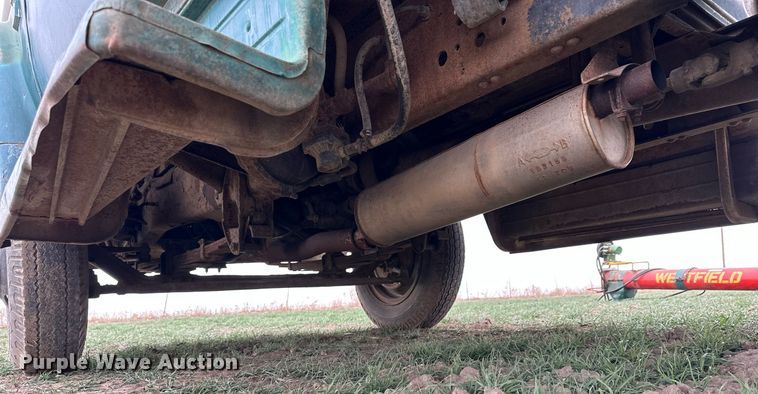 image for item LN9337 1964 Chevrolet 60  grain truck