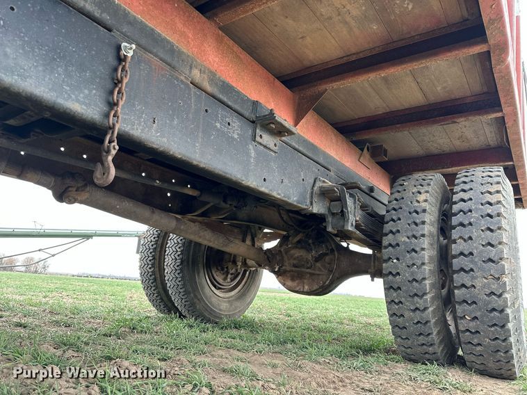 image for item LN9337 1964 Chevrolet 60  grain truck