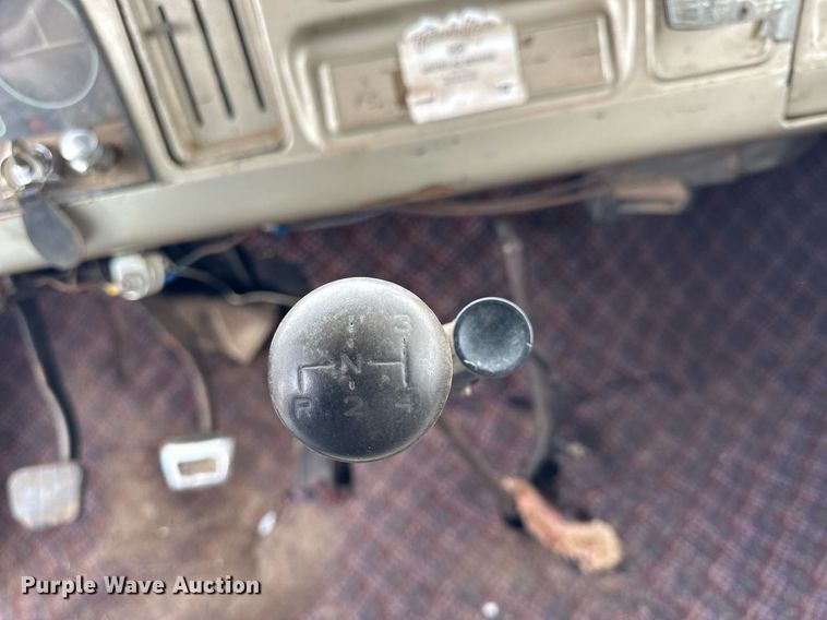 image for item LN9337 1964 Chevrolet 60  grain truck