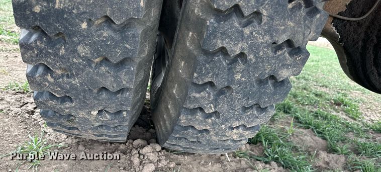 image for item LN9337 1964 Chevrolet 60  grain truck