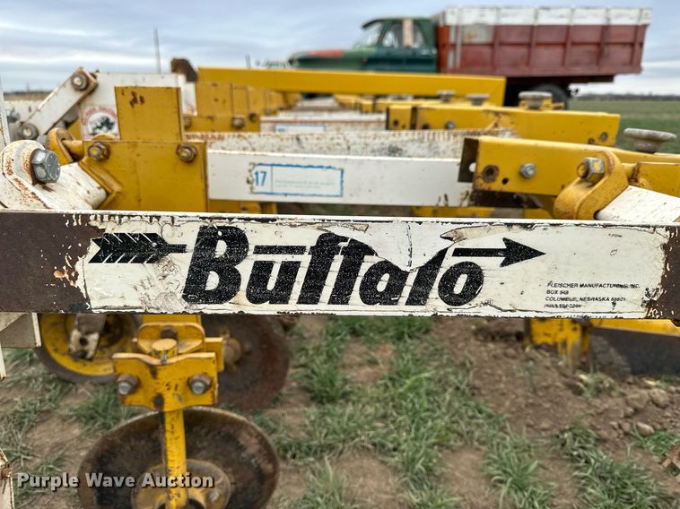 image for item LN9338 Buffalo 4600-8H-30  row crop cultivator