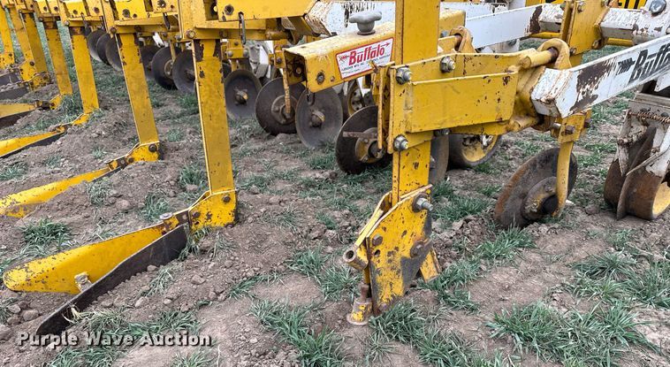 image for item LN9338 Buffalo 4600-8H-30  row crop cultivator