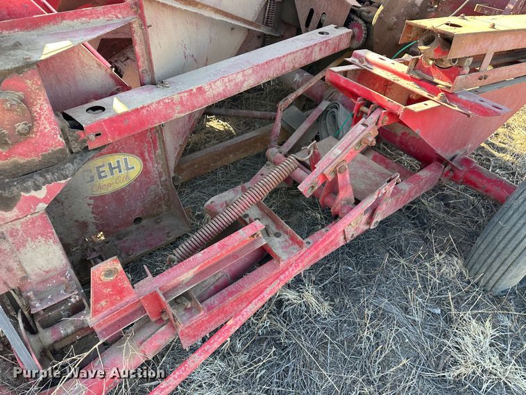image for item LT9168 Gehl  forage harvester