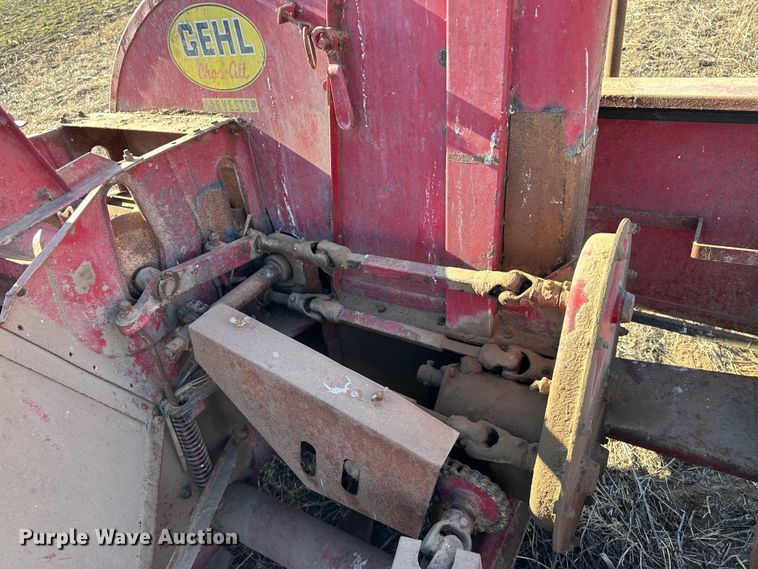 image for item LT9168 Gehl  forage harvester
