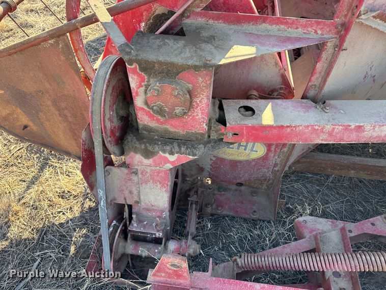 image for item LT9168 Gehl  forage harvester