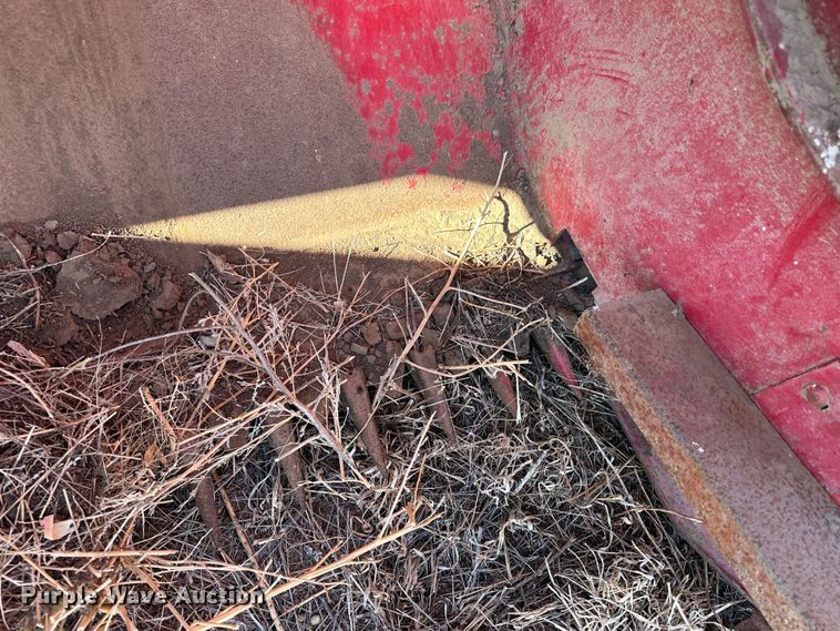 image for item LT9168 Gehl  forage harvester