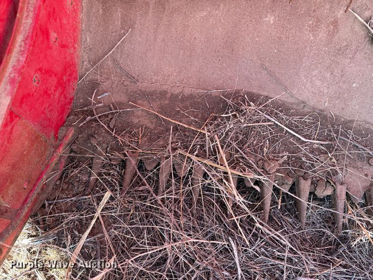 image for item LT9168 Gehl  forage harvester