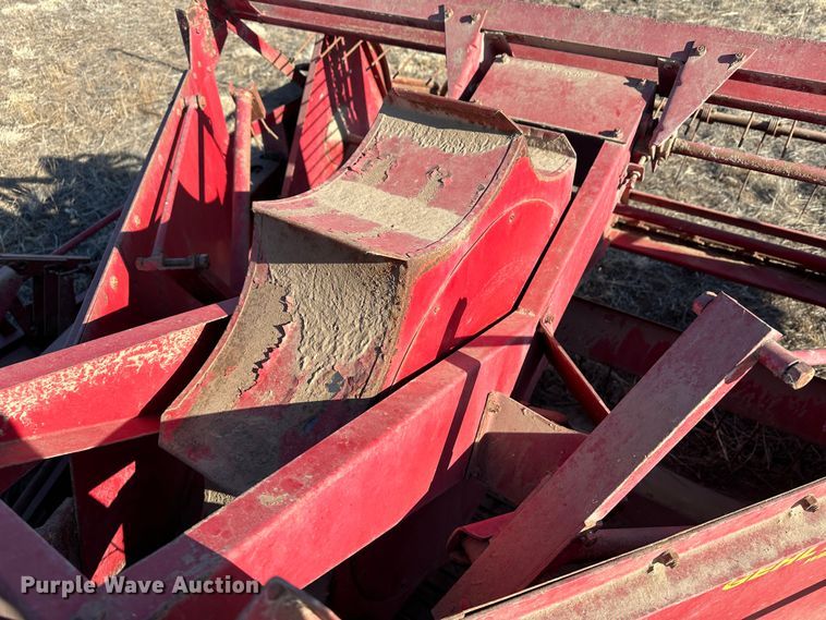 image for item LT9168 Gehl  forage harvester