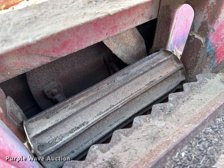 image for item LT9168 Gehl  forage harvester