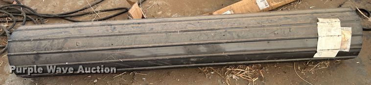 image for item LT9183 New Holland BR7090 Specialty Crop  round baler