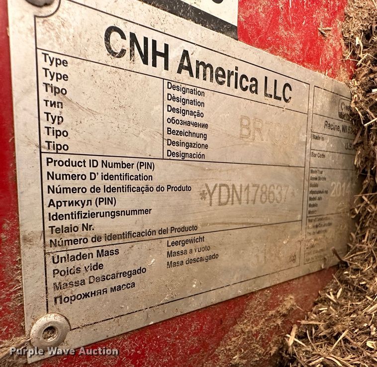 image for item LT9183 New Holland BR7090 Specialty Crop  round baler