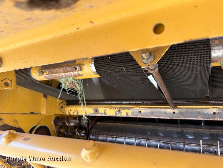 image for item LT9244 Vermeer 605M  round baler
