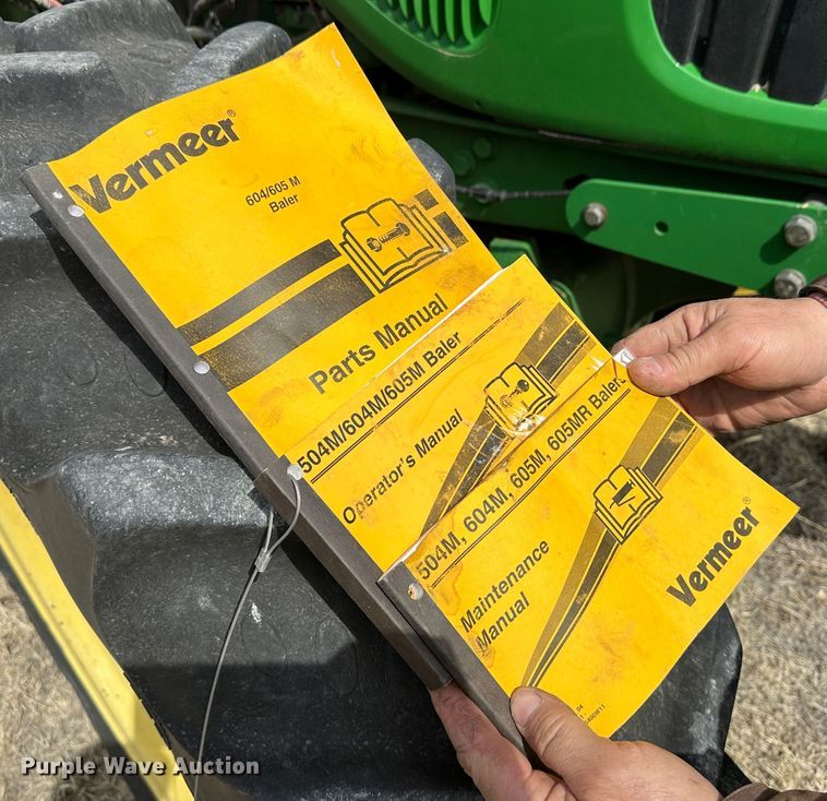image for item LT9244 Vermeer 605M  round baler