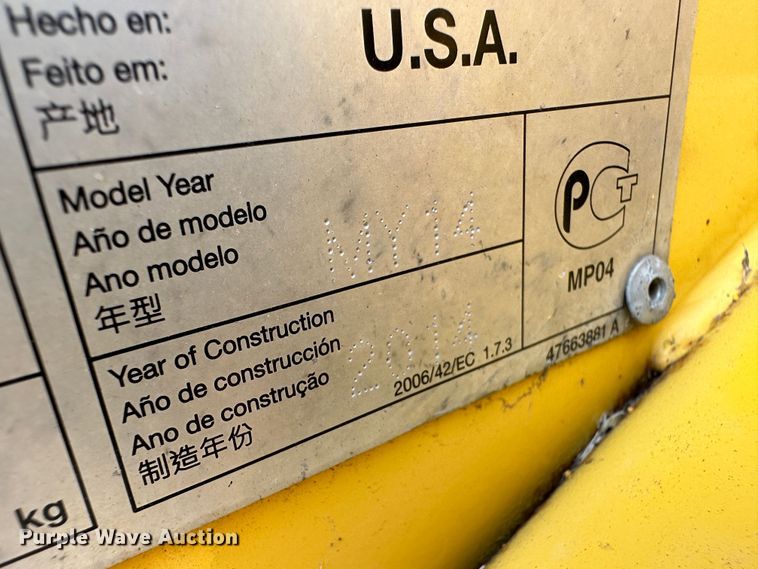 image for item LT9245 2014 New Holland 18HS  windrower header