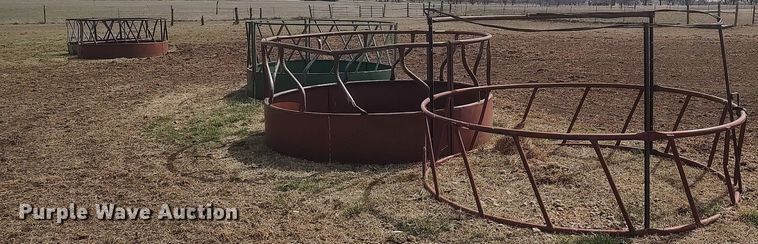 image for item LT9557 (5) round bale feeders