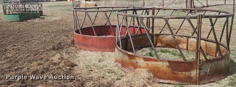image for item LT9557 (5) round bale feeders
