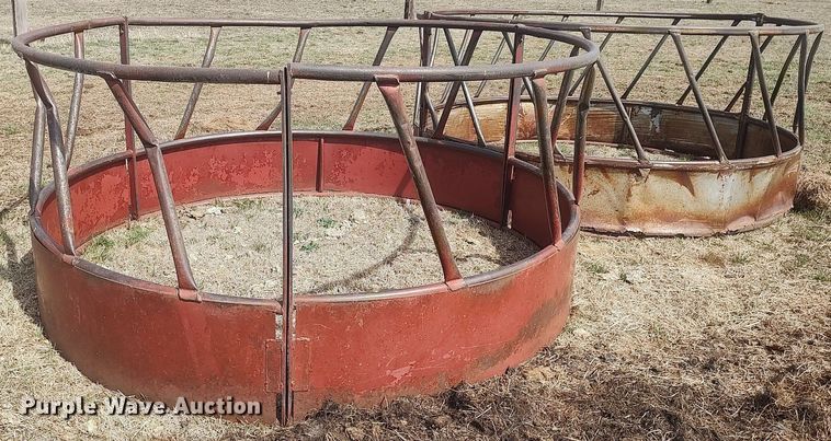 image for item LT9557 (5) round bale feeders
