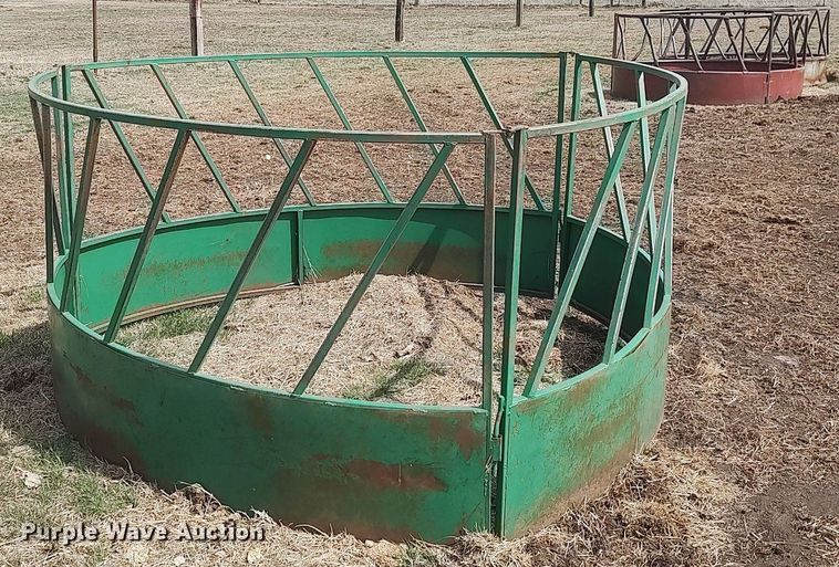 image for item LT9557 (5) round bale feeders