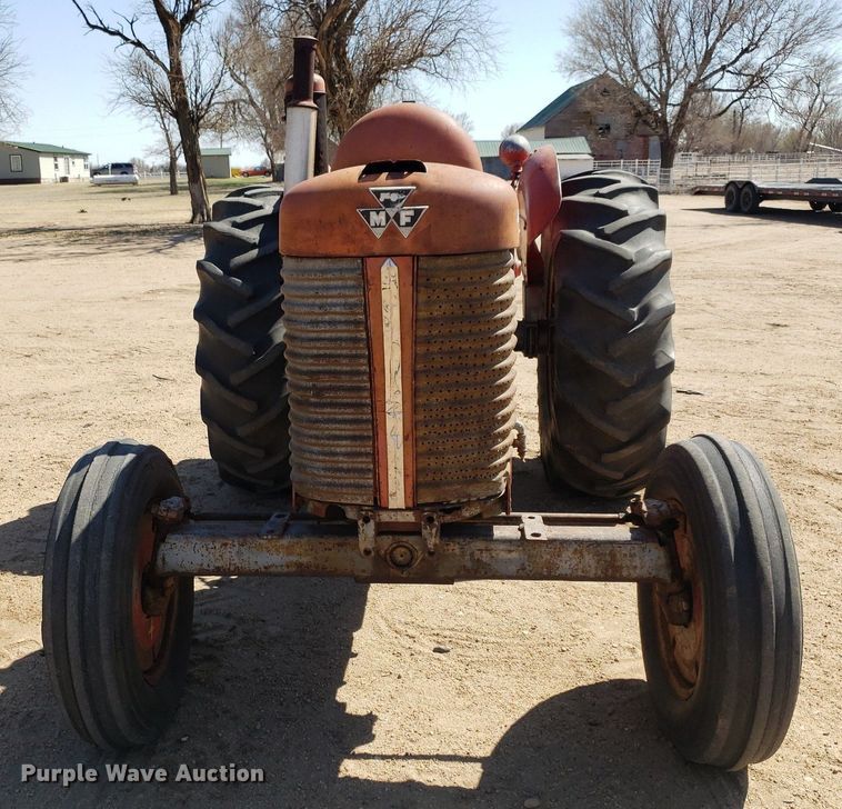 image for item LT9698 Massey  Ferguson 88  tractor