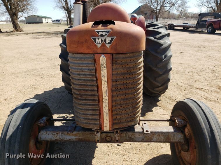 image for item LT9698 Massey  Ferguson 88  tractor