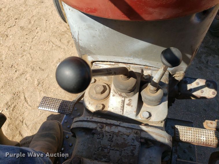 image for item LT9698 Massey  Ferguson 88  tractor