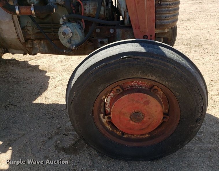 image for item LT9698 Massey  Ferguson 88  tractor