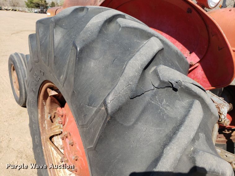 image for item LT9698 Massey  Ferguson 88  tractor