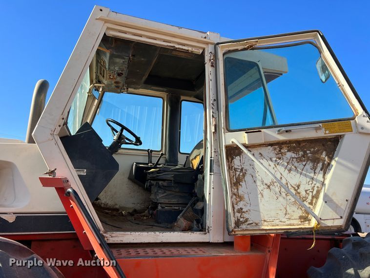 image for item LW9280 1978 Case 2870  4WD tractor