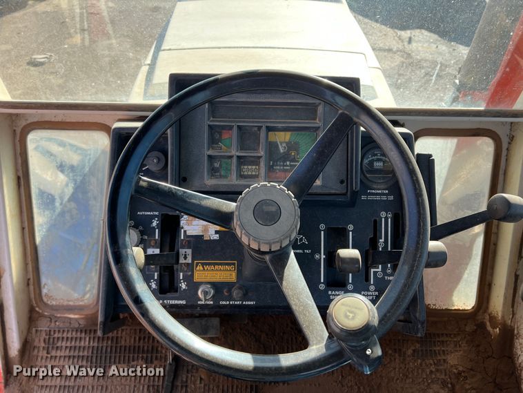 image for item LW9280 1978 Case 2870  4WD tractor