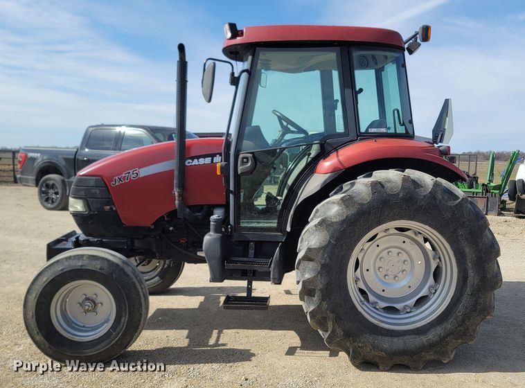 image for item MB9828 2004 Case IH JX75  tractor
