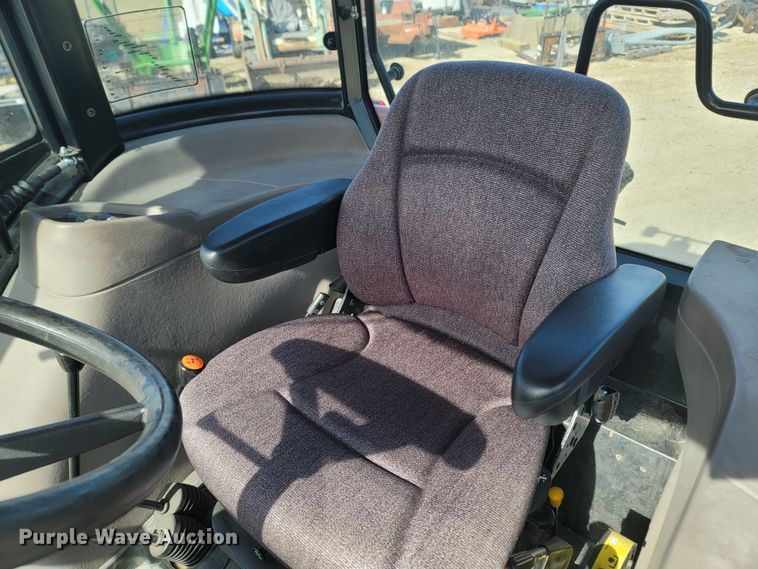 image for item MB9828 2004 Case IH JX75  tractor