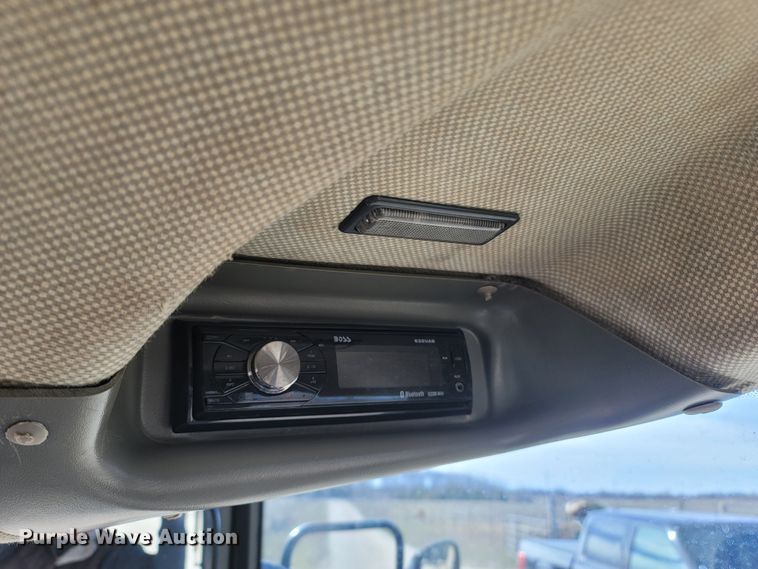 image for item MB9828 2004 Case IH JX75  tractor