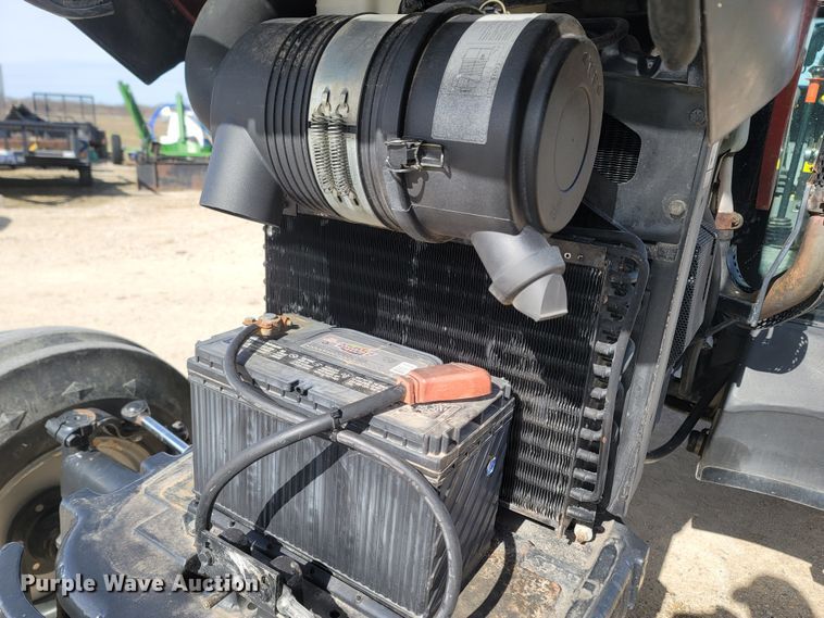 image for item MB9828 2004 Case IH JX75  tractor