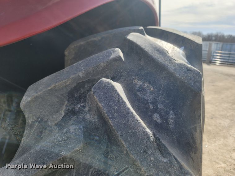 image for item MB9828 2004 Case IH JX75  tractor