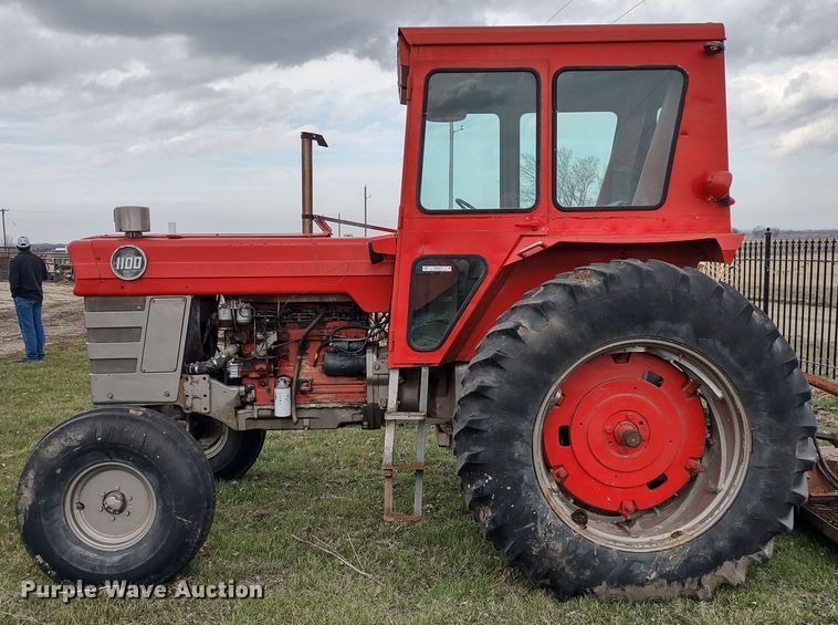 image for item MD9516 Massey Ferguson 1100  tractor