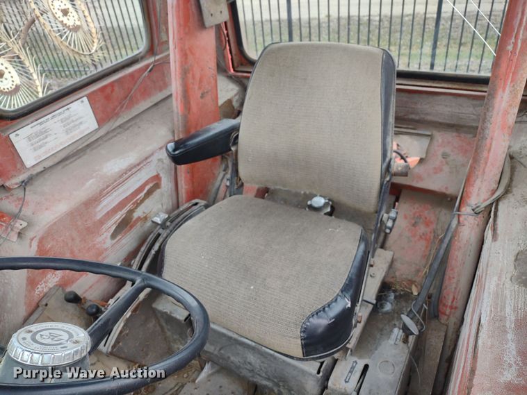 image for item MD9516 Massey Ferguson 1100  tractor