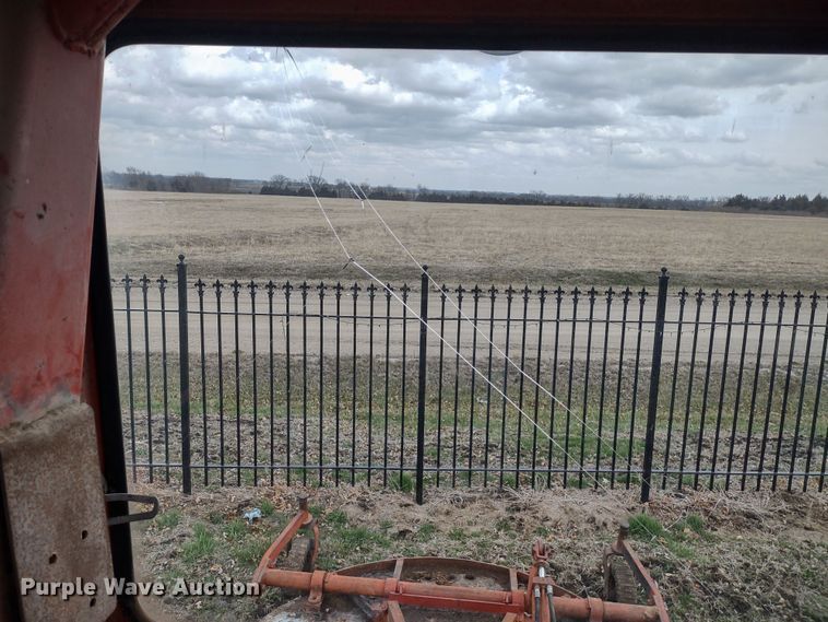 image for item MD9516 Massey Ferguson 1100  tractor